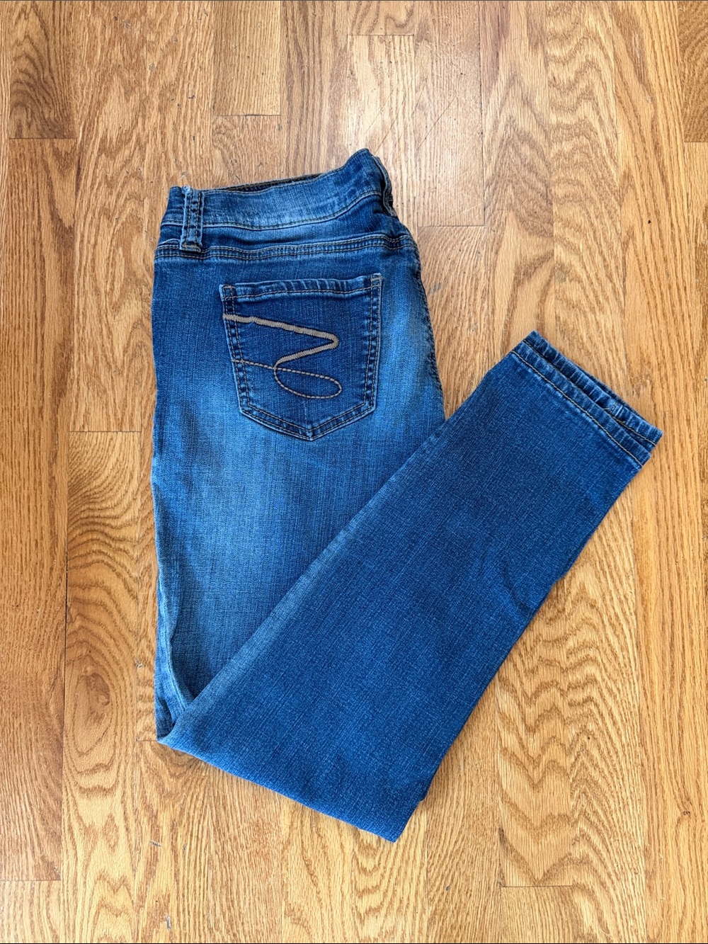 Seven7 Women’s Jeans Size Approx 29 / 8 Blue Distressed Skinny Cropped